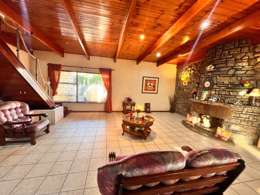 4 Bedroom Property for Sale in C Place Eastern Cape